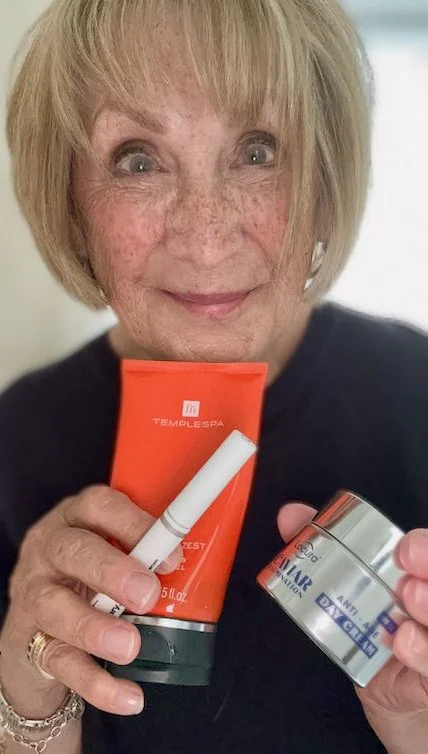 Three more tried and tested products that Grace absolutely relies on. This is not an ad, we simply enjoy sharing  brilliant products with you all. 

Caviar Illumination Face Cream £4.99 from Aldi
Simply The Zest Good Vibes shower gel £16 from Temple Spa
Multi peptide lash and brow serum from The Ordinary £14.20
.
#aldiuk @templespa @theordinary 
.
#beautyrecommendations #skincare #bodywash #beautycare #beautytips #skincaretips #eyebrows #eyelashes #ourweeklywhisper #womenover60 

Direct links to these three products at:  friendsgracefully.com